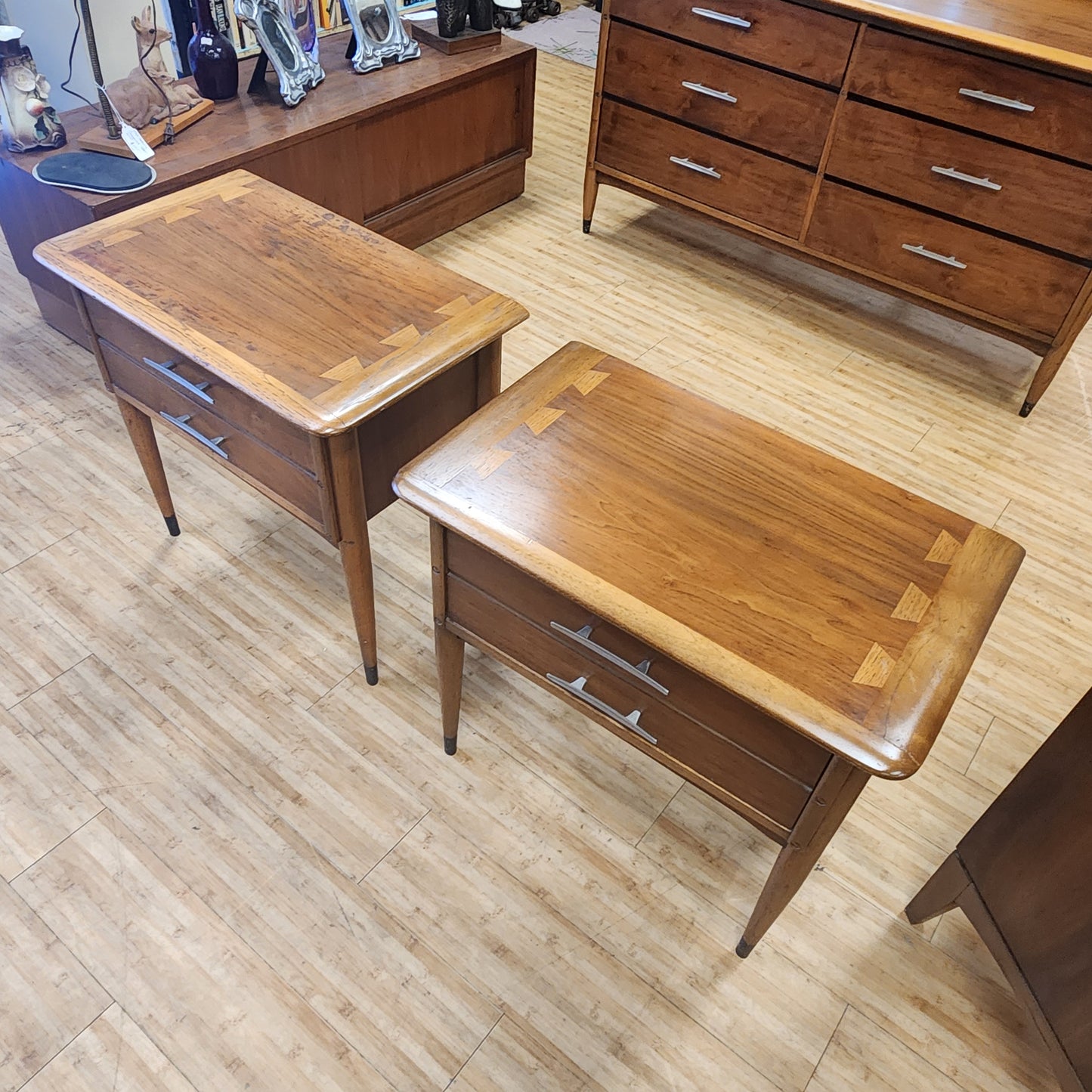 Pair of Lane Acclaim Mid-Century Nightstands/Side Tables