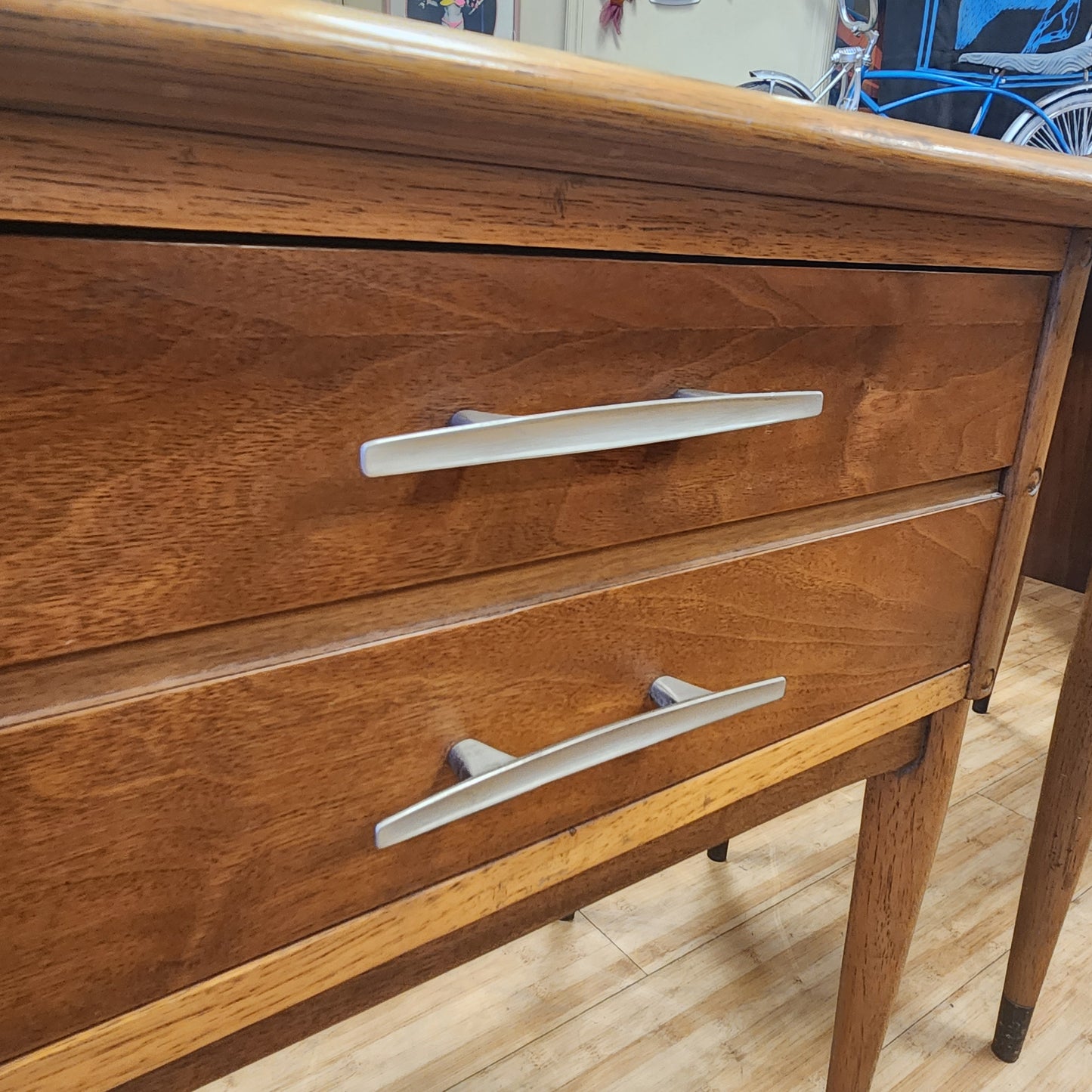 Pair of Lane Acclaim Mid-Century Nightstands/Side Tables