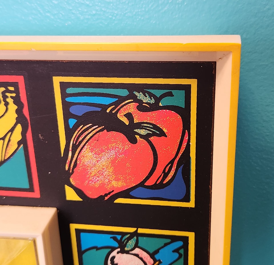 Retro Kitsch General Electric Fruit Clock