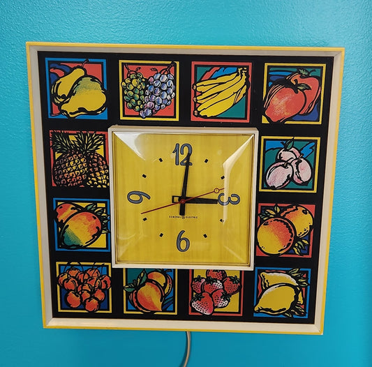Retro Kitsch General Electric Fruit Clock