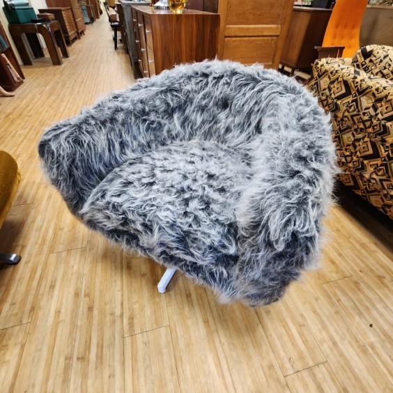 Vintage Mid-Century Furry Swivel Barrel Chair