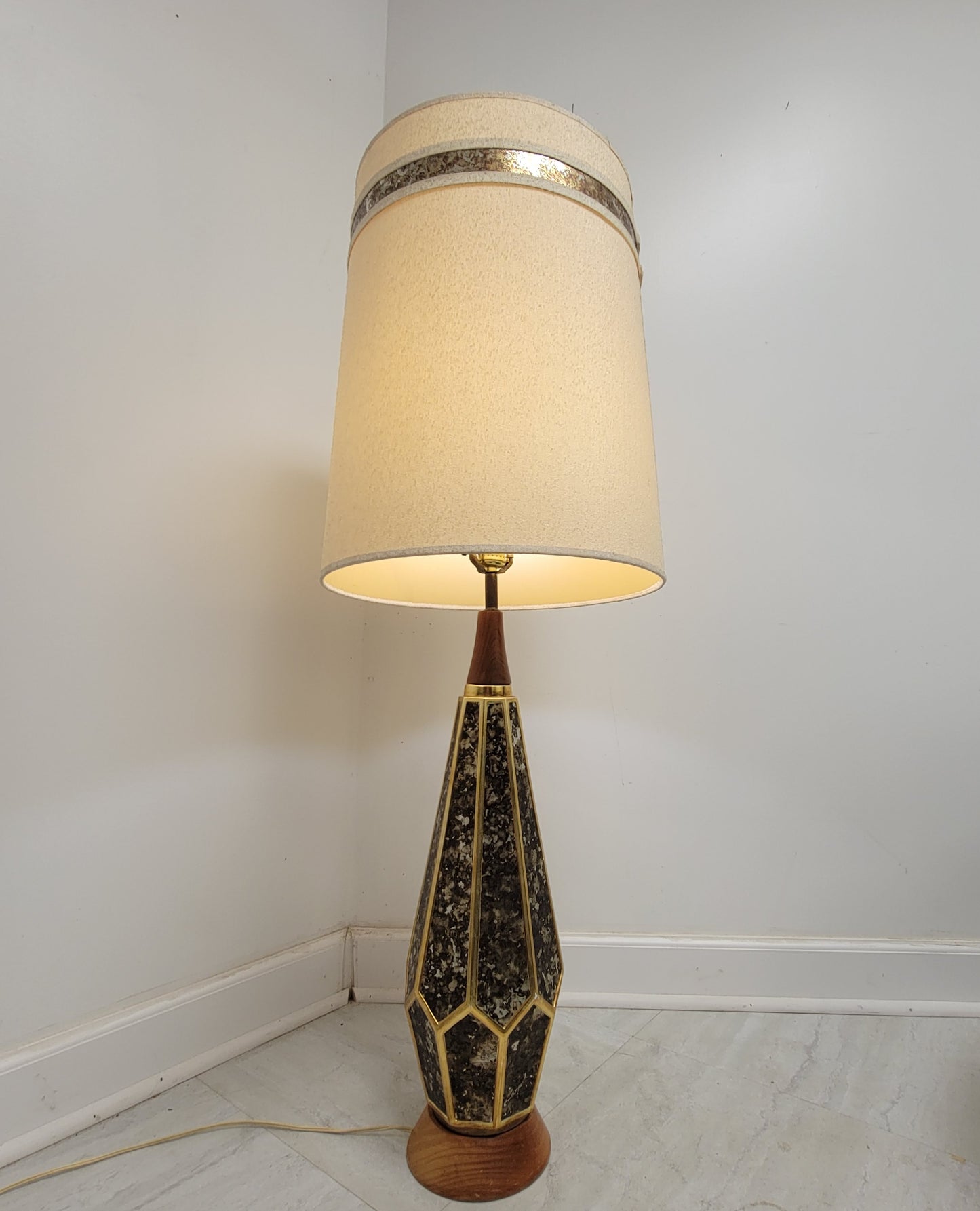 Mid-Century Tall Mica-Style Table Lamp