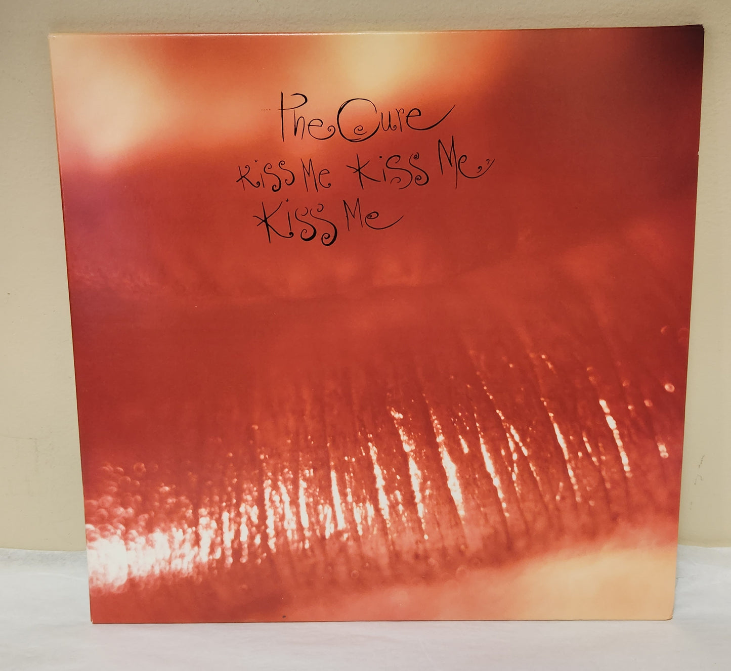 The Cure "Kiss Me Kiss Me Kiss Me" 2013 Ltd Ed 2xLP Alt Rock Reissue on Red Vinyl
