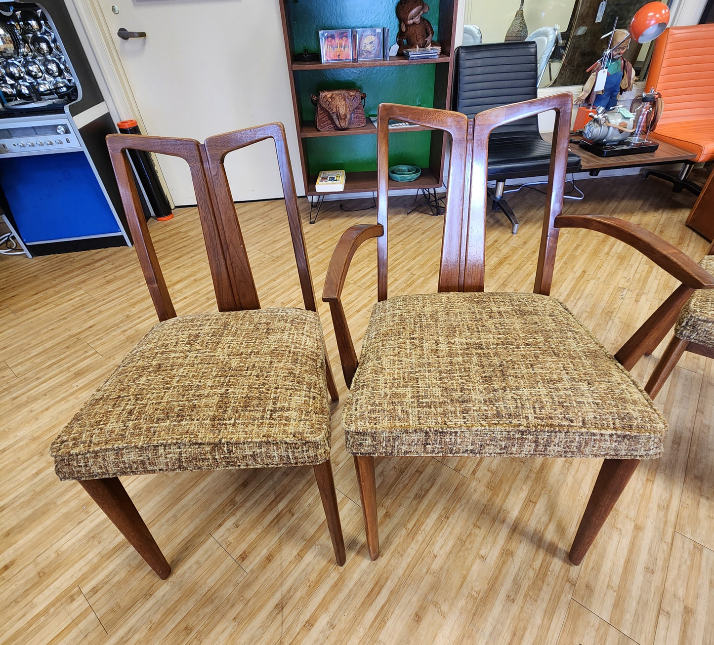 Set of 4 Mid-Century Modern Walnut Dining Chairs