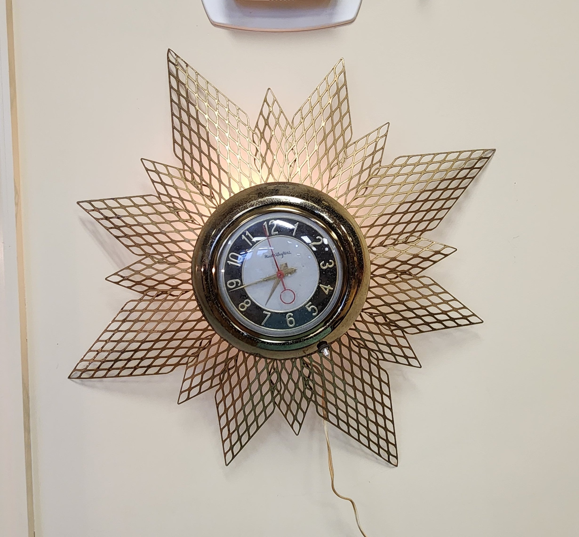 Mid-Century Sunburst Starburst Electric Wall Clock by