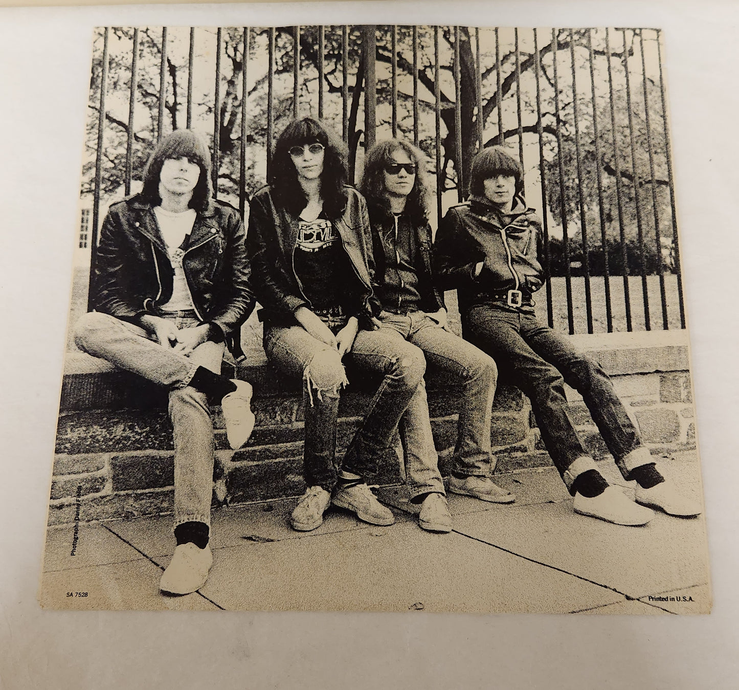 Ramones "Leave Home" 1977 Punk Rock Record Album