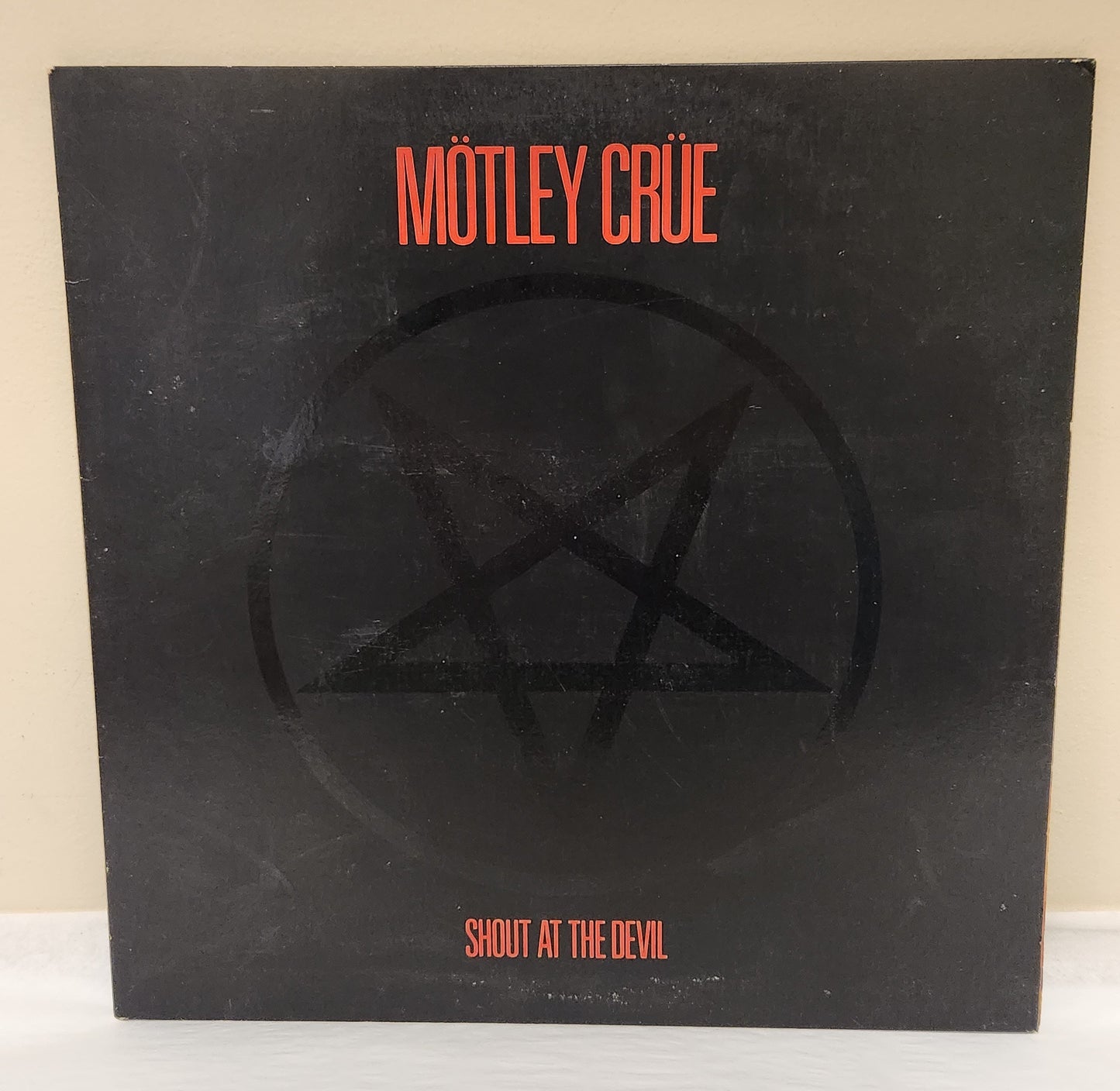 Motley Crue "Shout At The Devil" 1983 Hard Rock Heavy Metal Record Album (With Fan Club Form)